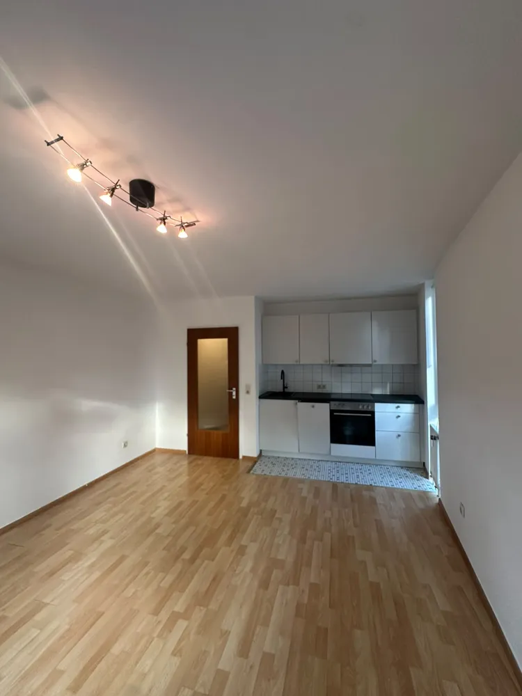 1 room apartment with 27 m² in Freiburg im Breisgau – Photo 2