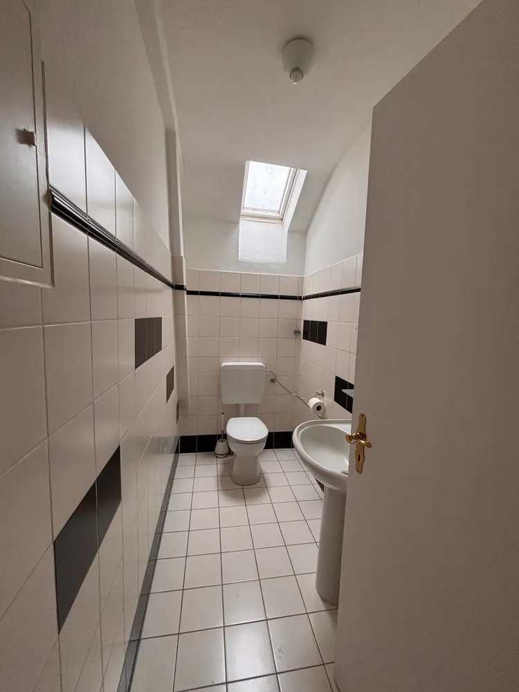 4 Zimmer Wohnung mit 117 m² in Wiesbaden – Bild 8