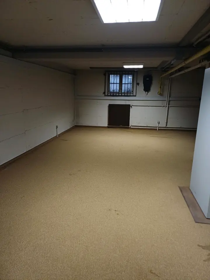 1 Zimmer Haus mit 70 m² in Siegen – Bild 1