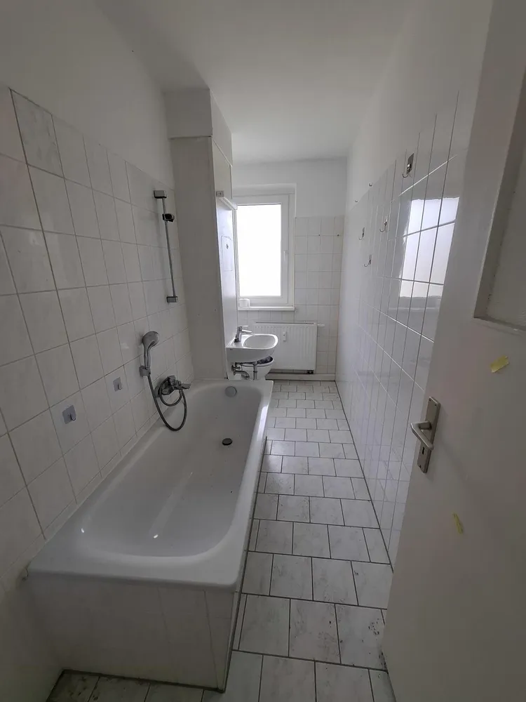 3 Zimmer Wohnung mit 61 m² in Halle (Saale) – Bild 10