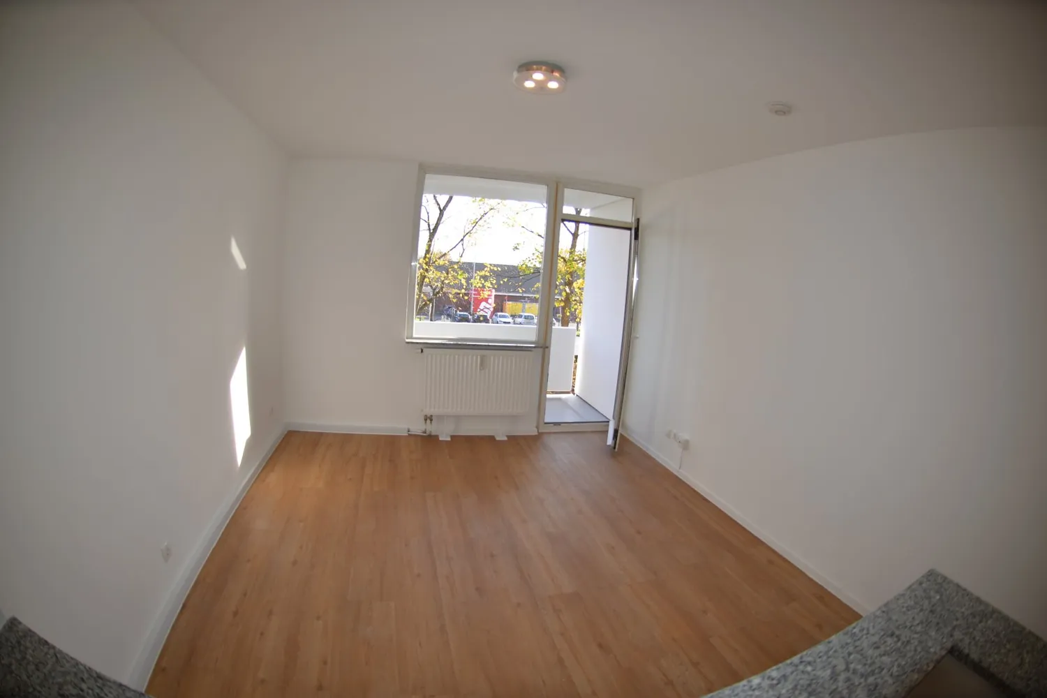 1 Zimmer Wohnung mit 30 m² in Köln – Bild 3