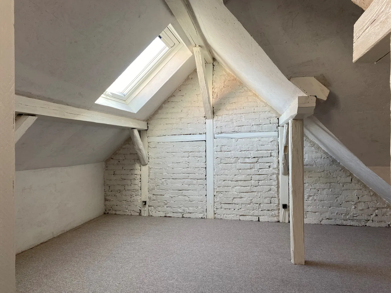 3 room apartment with 106 m² in Frankfurt am Main – Photo 3