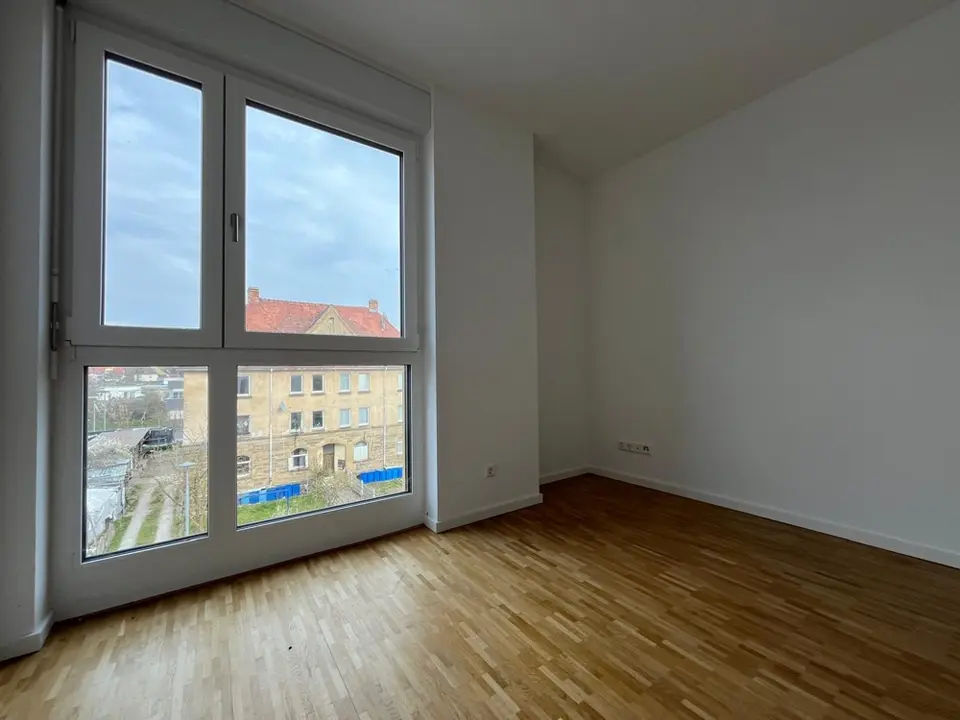 4 Zimmer Wohnung mit 133 m² in Mosbach – Bild 3
