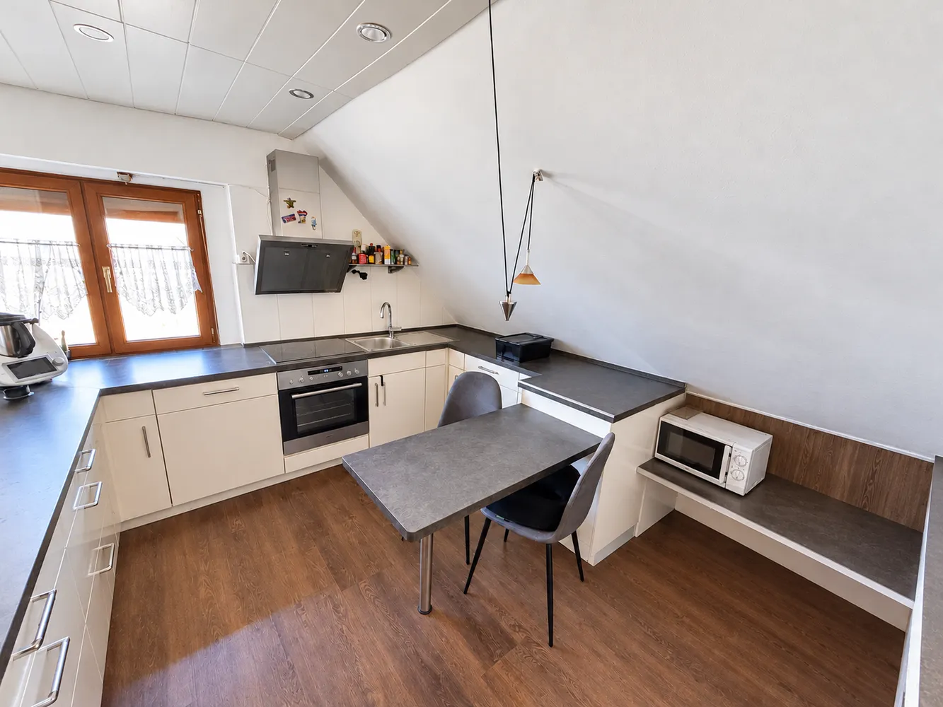 4 Zimmer Wohnung mit 75 m² in Stuttgart – Bild 9