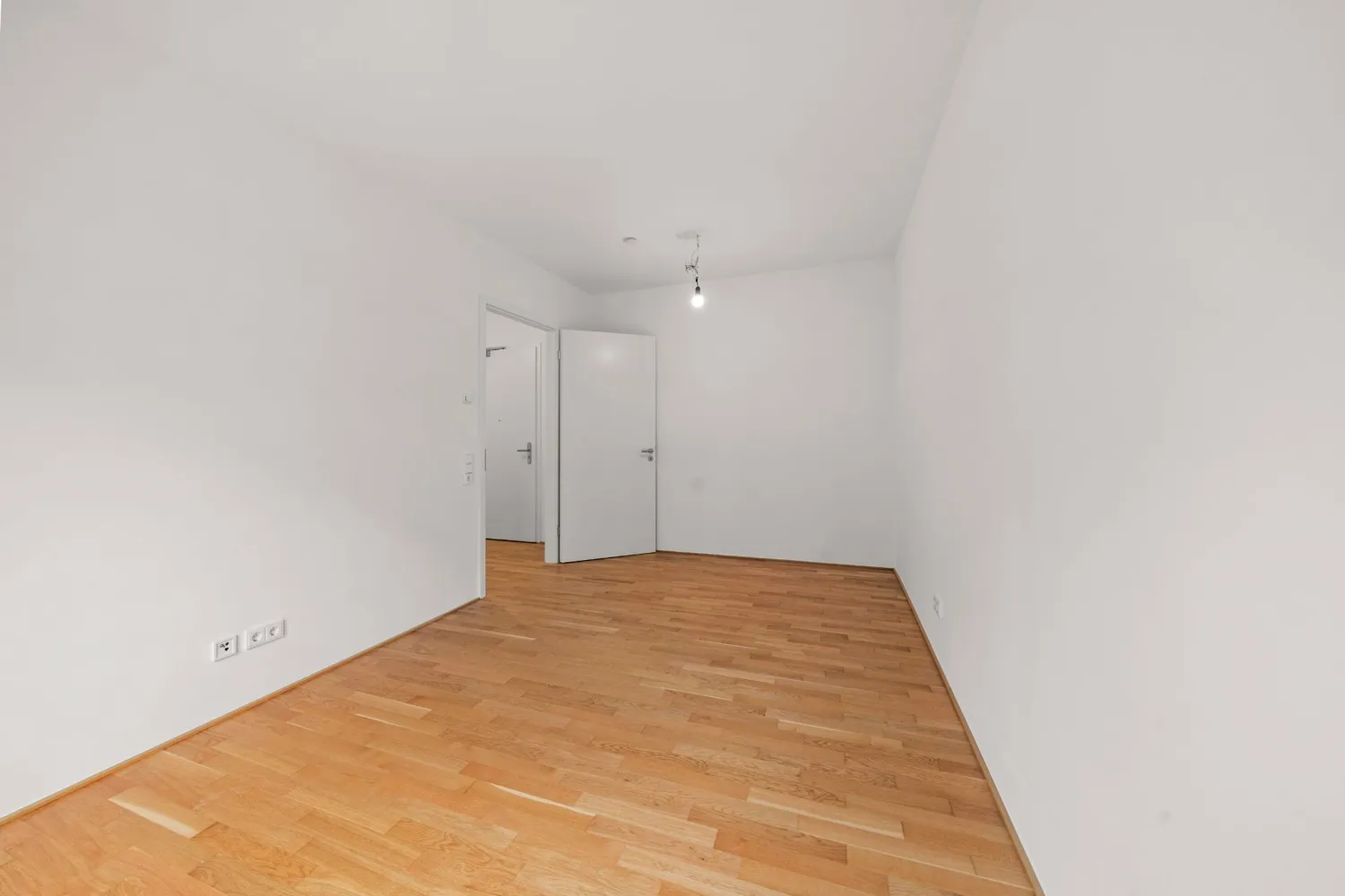 2 Zimmer Wohnung mit 70 m² in Wiesbaden – Bild 12