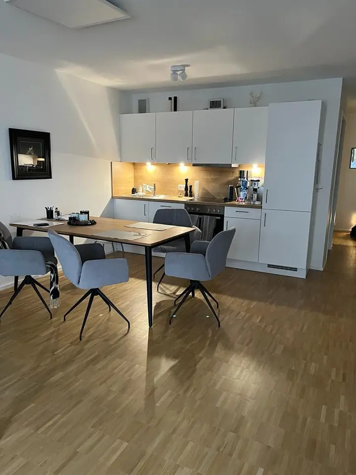 2 Zimmer Wohnung mit 76 m² in Regensburg – Bild 3
