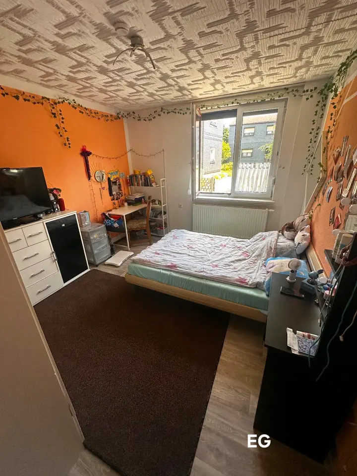 10 Zimmer Haus mit 203 m² in Meiningen – Bild 2