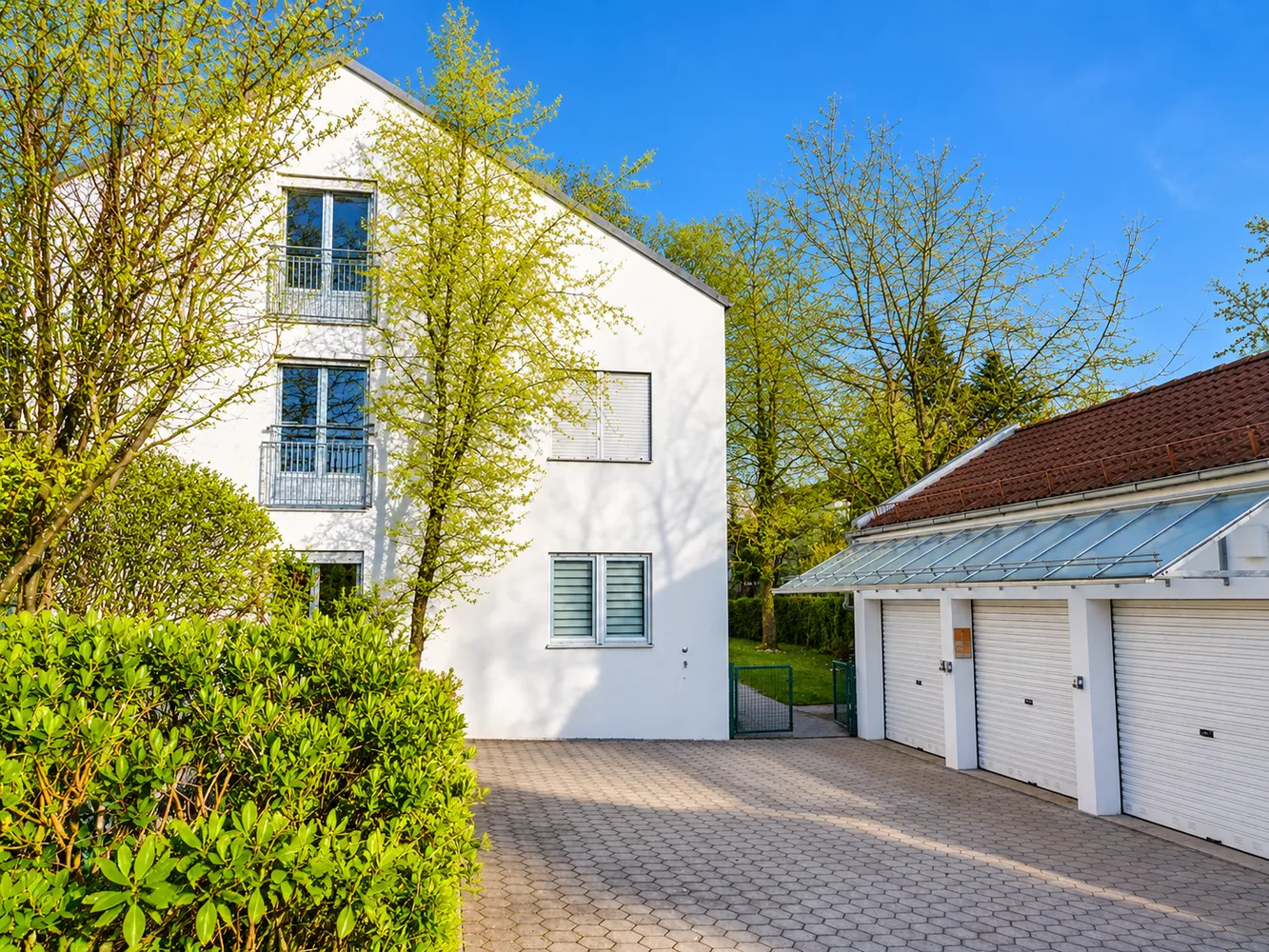 2 Zimmer Wohnung mit 77 m² in München – Bild 1