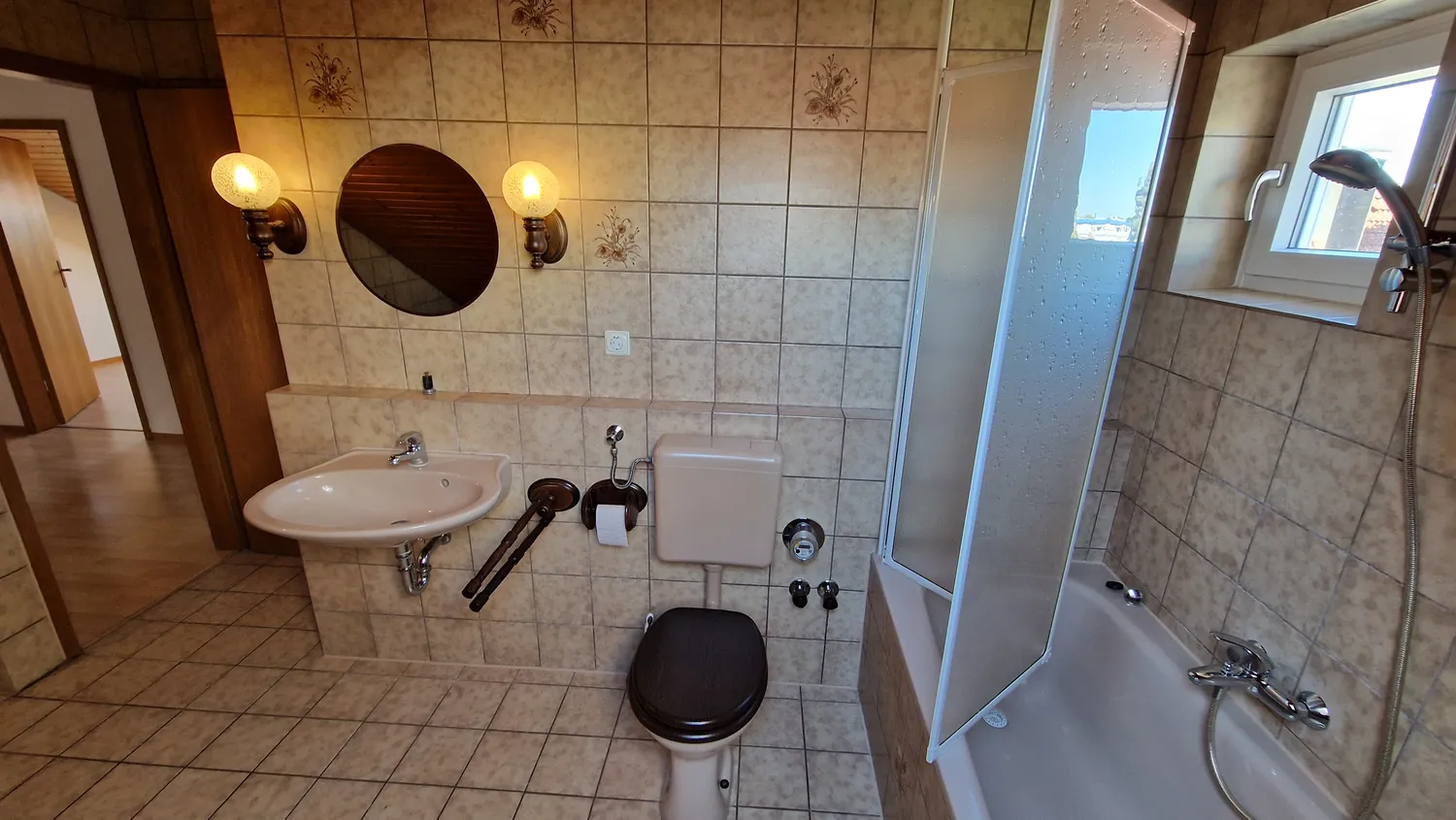 3 Zimmer Wohnung mit 70 m² in Nürnberg – Bild 2