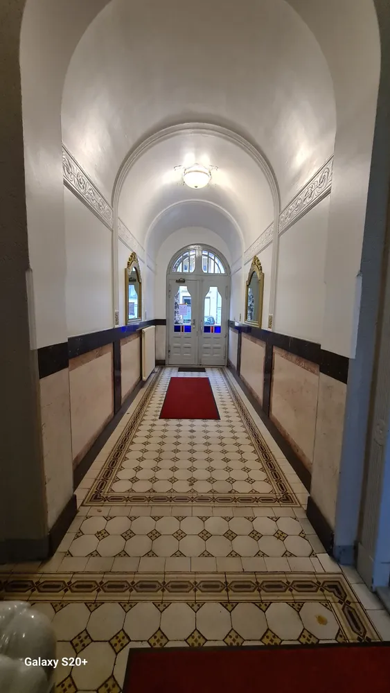 4 Zimmer Wohnung mit 146 m² in Berlin – Bild 1