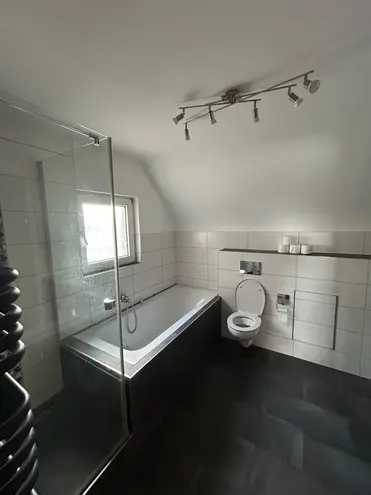 6 Zimmer Wohnung mit 165 m² in Duisburg – Bild 8