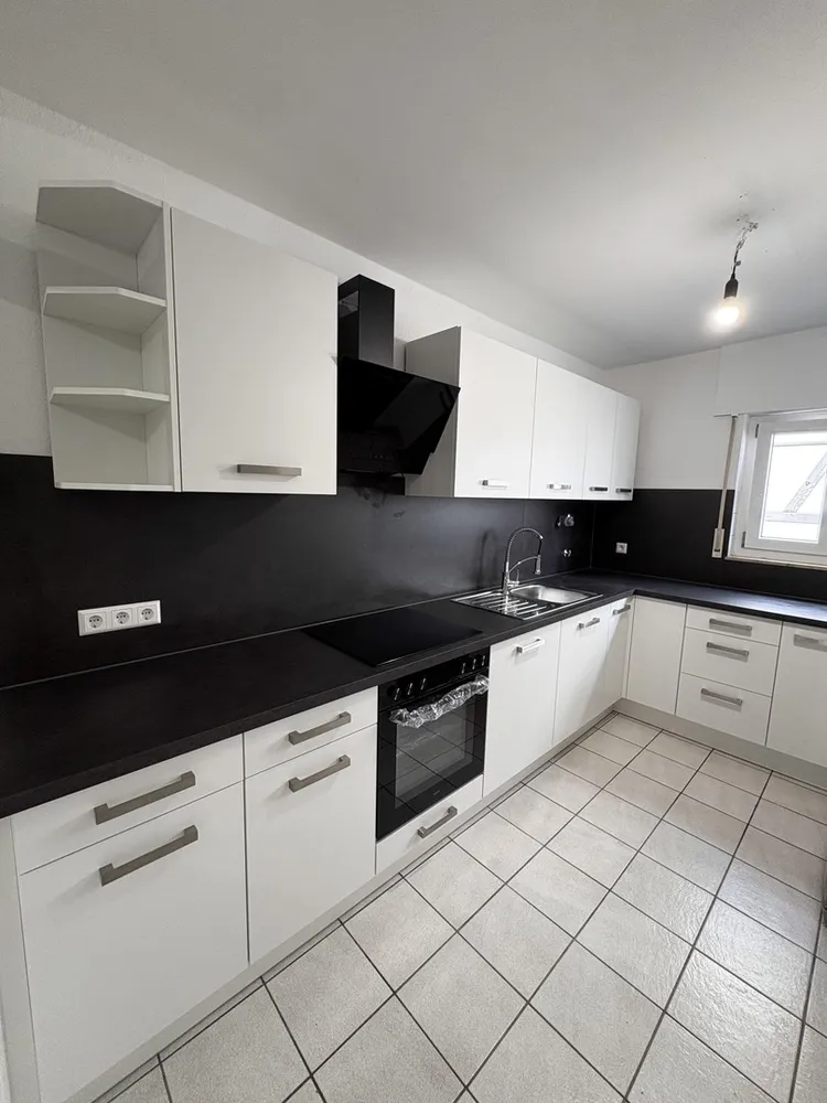 5 Zimmer Wohnung mit 93 m² in Stuttgart – Bild 2