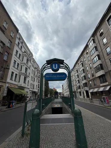2 Zimmer Wohnung mit 77 m² in Berlin – Bild 4