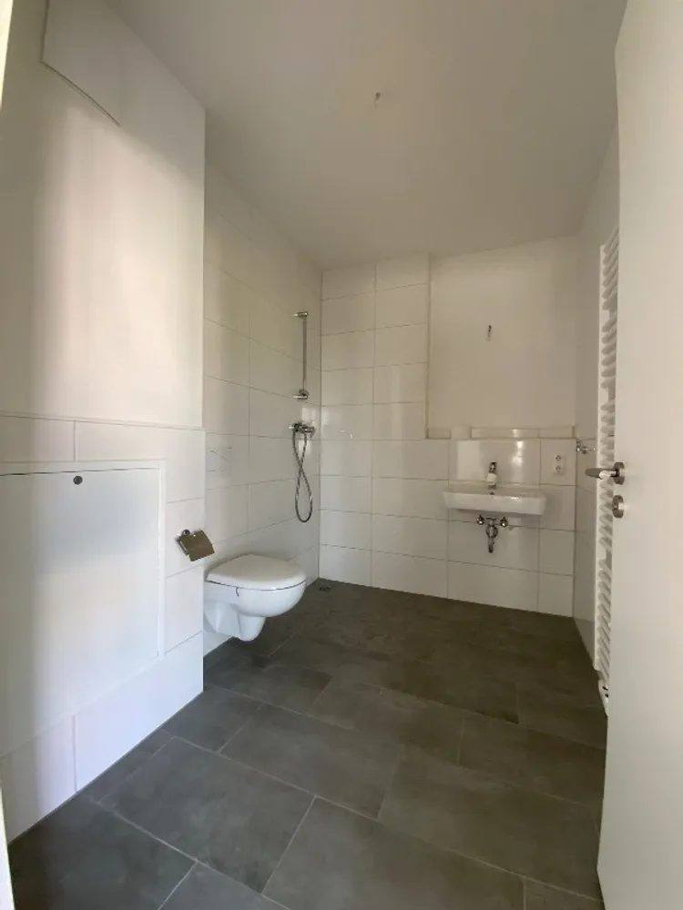 3 Zimmer Wohnung mit 107 m² in Frankfurt am Main – Bild 10