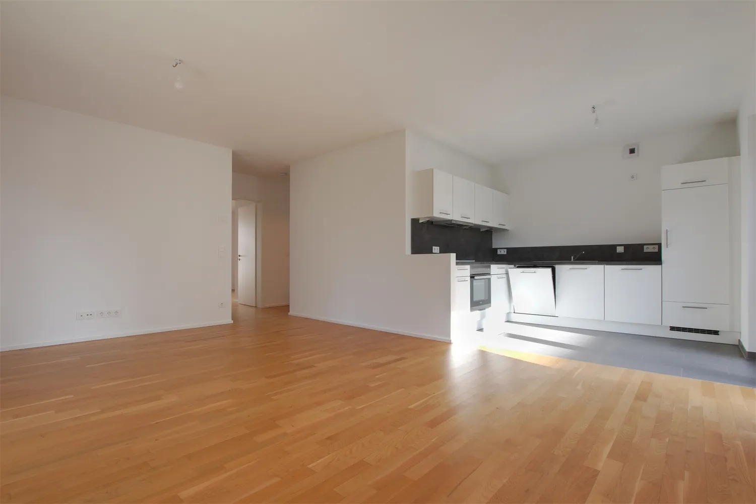 5 Zimmer Wohnung mit 121 m² in Frankfurt am Main – Bild 3