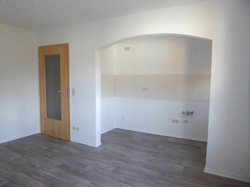 2 Zimmer Wohnung mit 38 m² in Saalfeld/Saale – Bild 3
