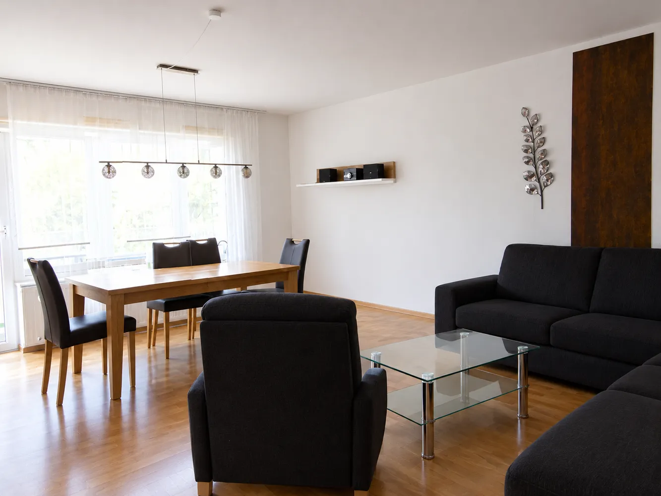 2 Zimmer Wohnung mit 65 m² in Langenhagen – Bild 1