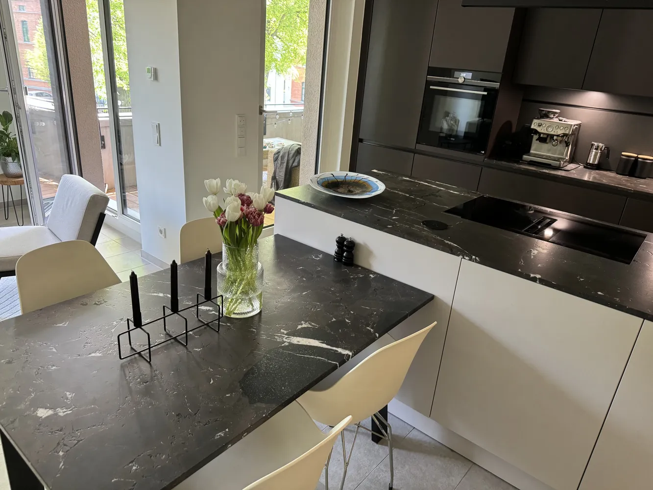 4 room apartment with 98 m² in Augsburg – Photo 10