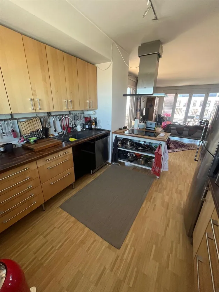5 Zimmer Wohnung mit 172 m² in München – Bild 2