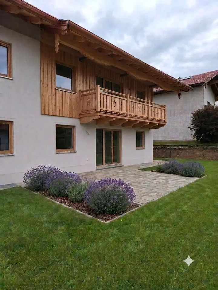 4 Zimmer Wohnung mit 110 m² in Traunstein – Bild 2