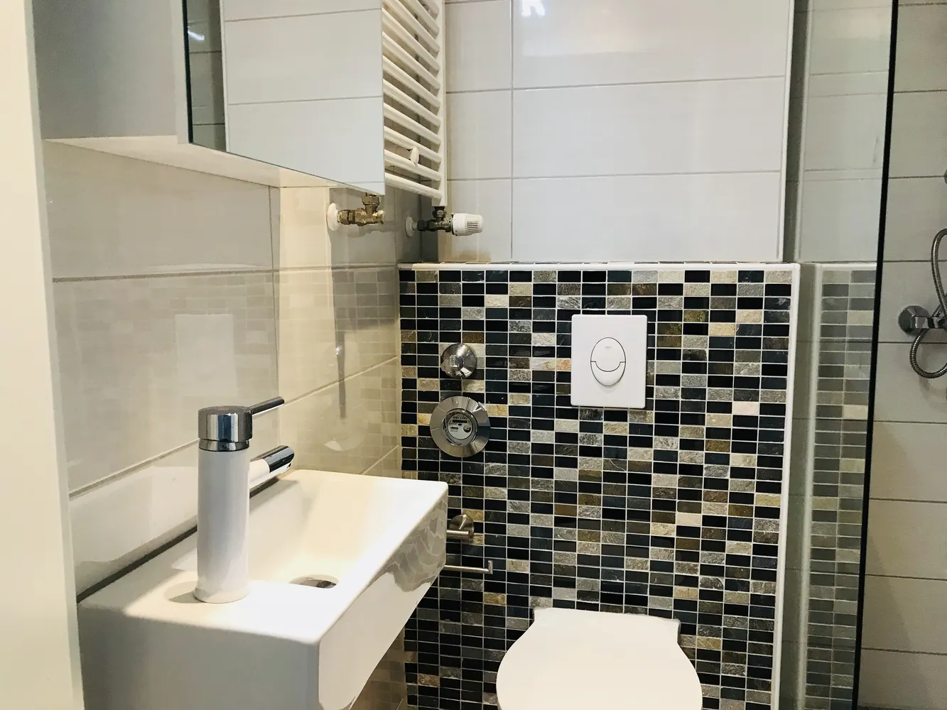 1 Zimmer Wohnung mit 34 m² in Köln – Bild 11