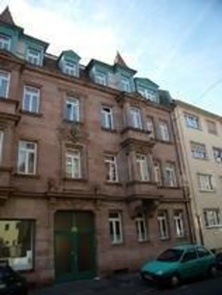 3 Zimmer Wohnung mit 100 m² in Nürnberg – Bild 2