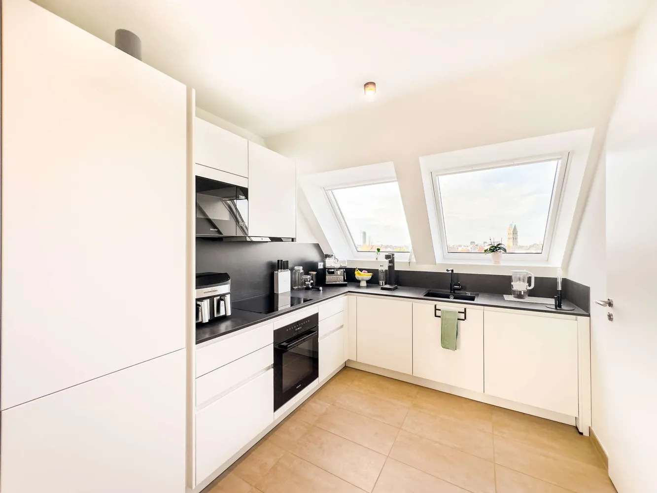 3 Zimmer Wohnung mit 105 m² in Düsseldorf – Bild 5