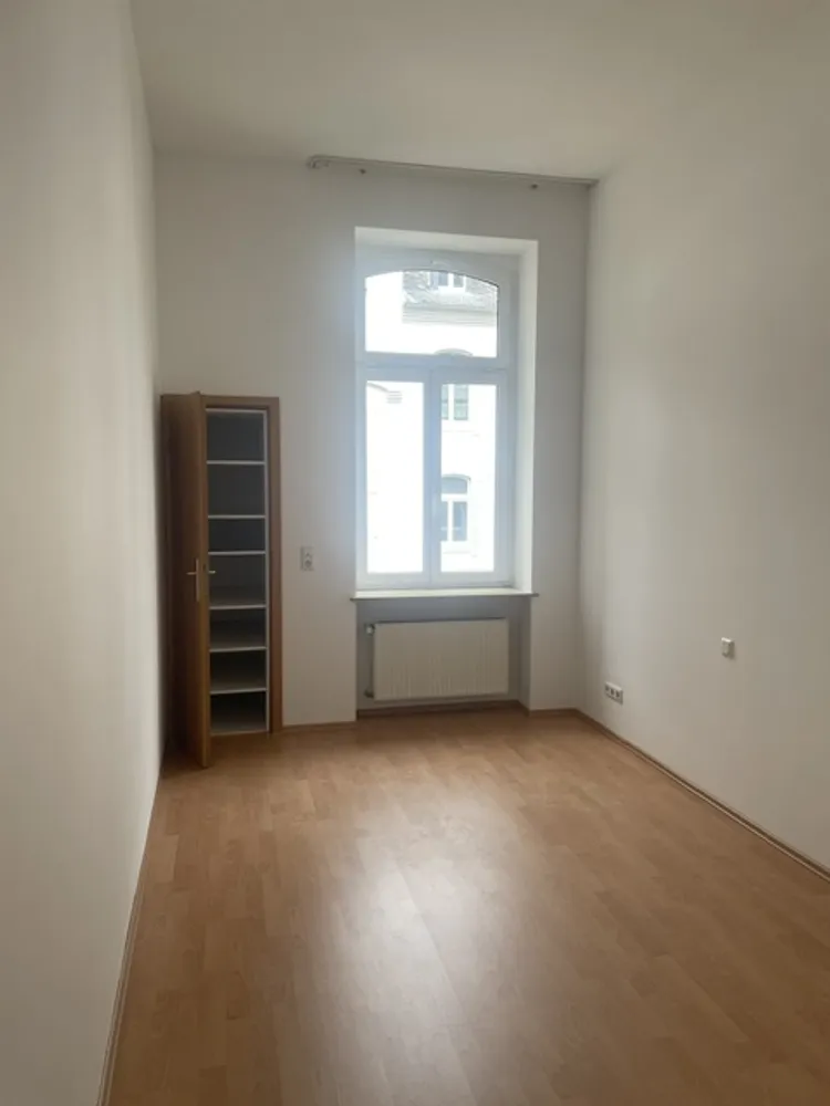 4 Zimmer Wohnung mit 94 m² in Wiesbaden – Bild 11