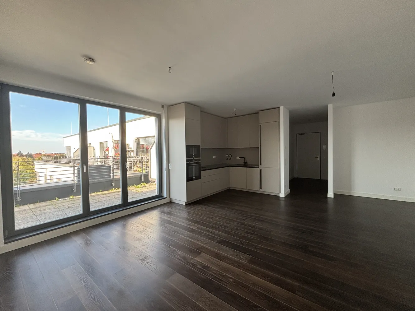 2 room apartment with 80 m² in Berlin – Photo 8