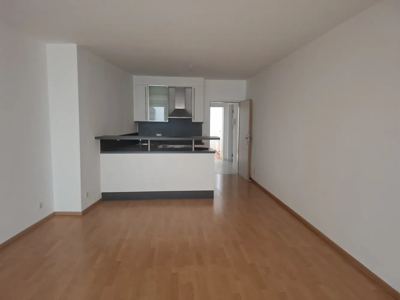 2 Zimmer Wohnung mit 54 m² in München – Bild 4