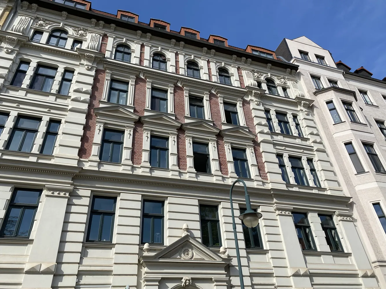 2 room apartment with 38 m² in Magdeburg – Photo 2