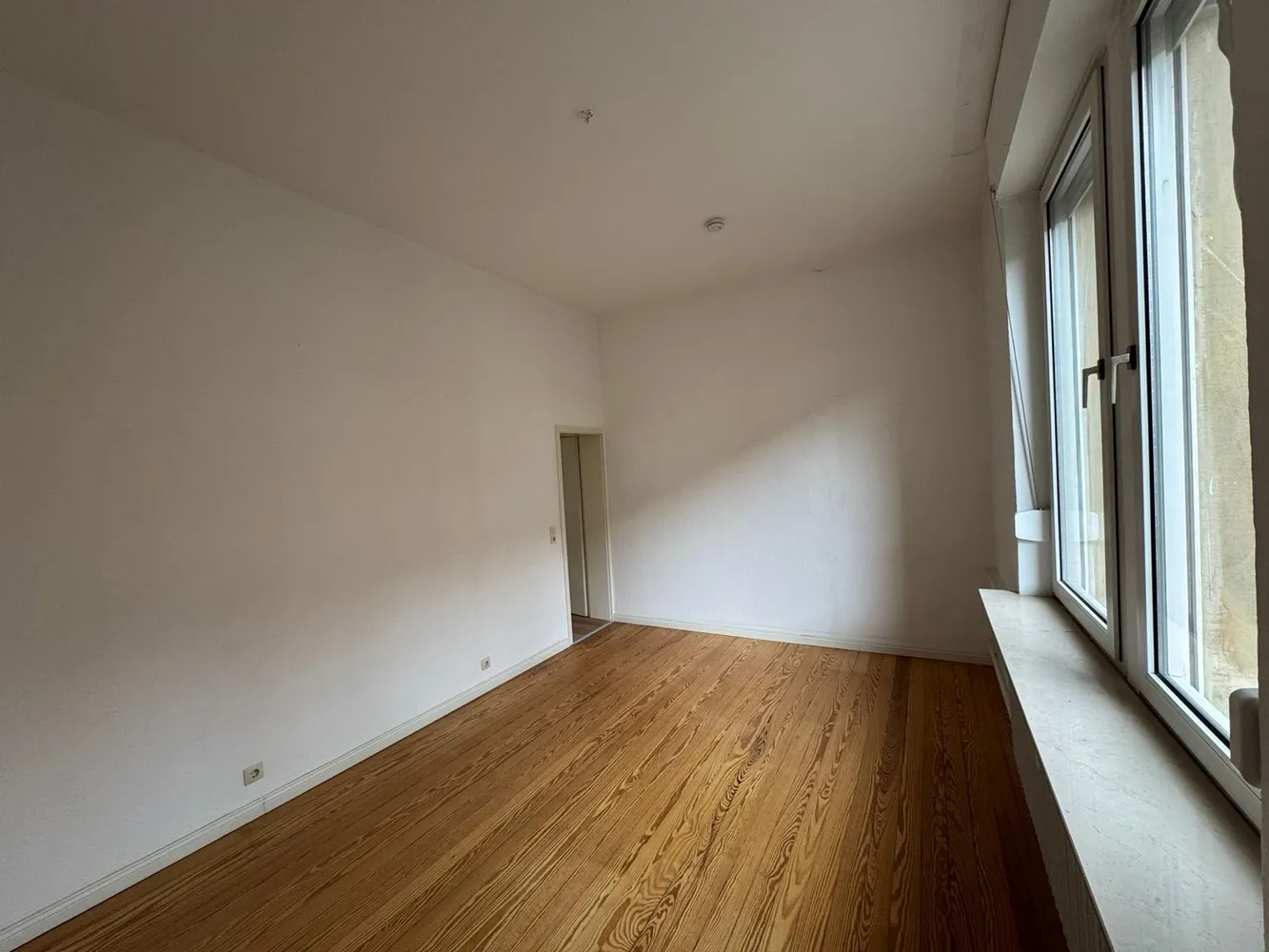 3 Zimmer Wohnung mit 95 m² in Mannheim – Bild 4