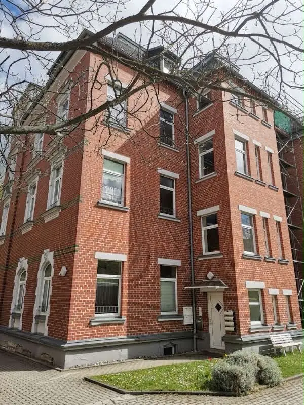 3 Zimmer Wohnung mit 96 m² in Plauen – Bild 2