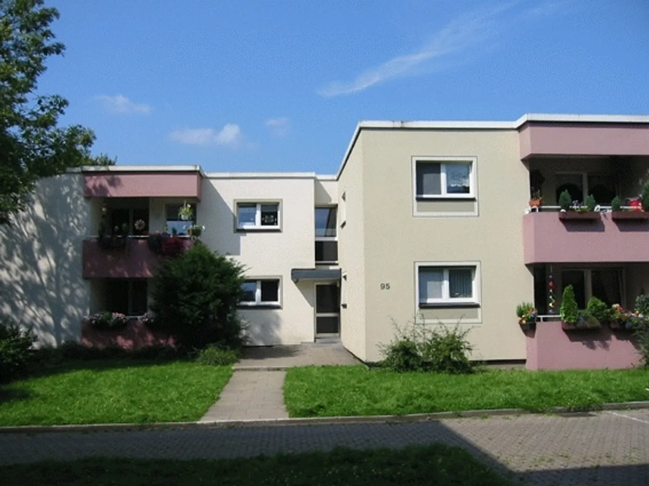 4 Zimmer Wohnung mit 90 m² in Bochum – Bild 1