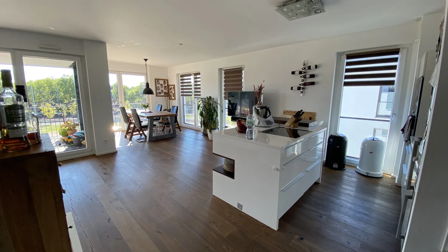 3 Zimmer Wohnung mit 93 m² in Düsseldorf – Bild 2