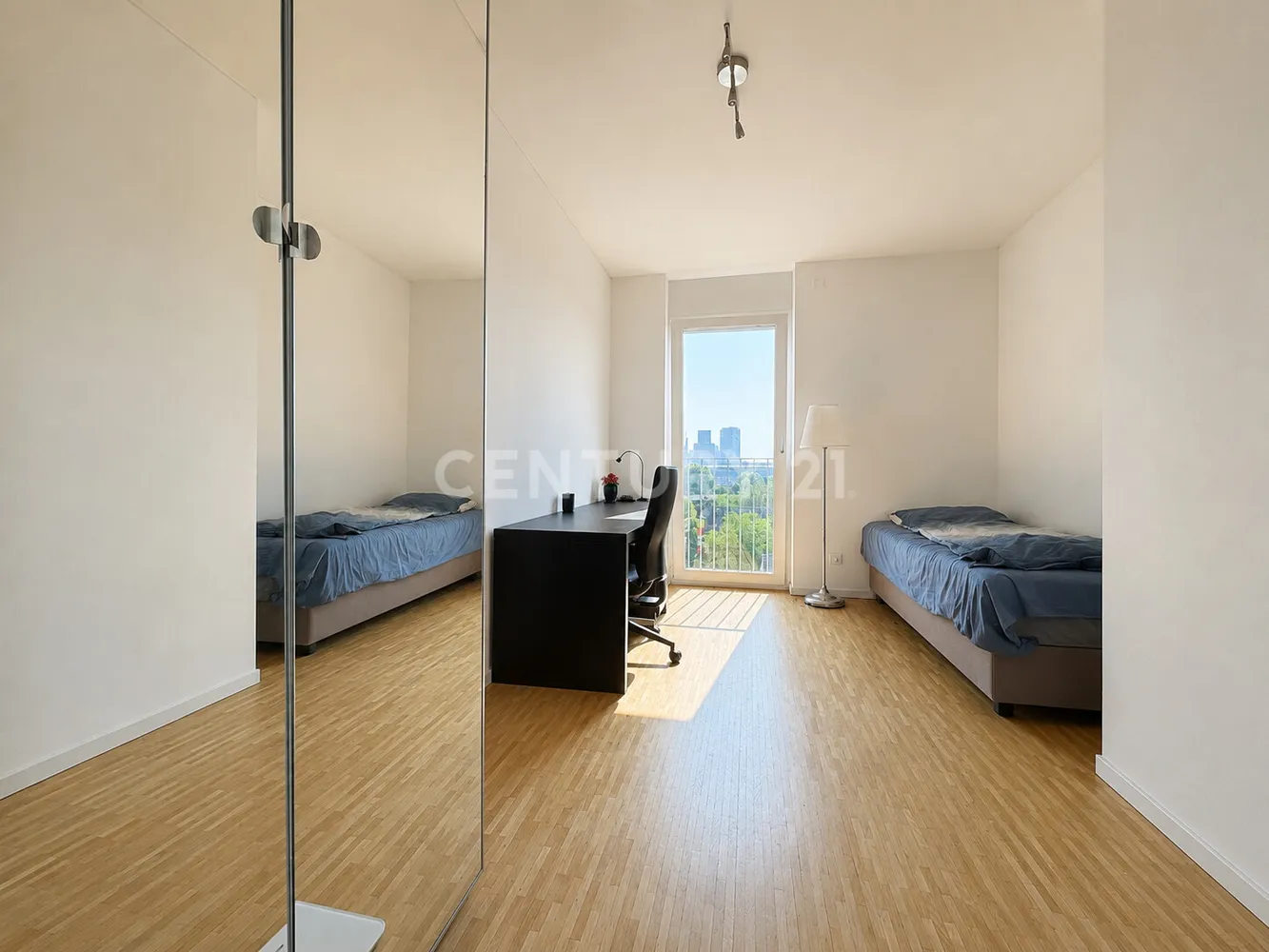 4 Zimmer Wohnung mit 130 m² in Frankfurt am Main – Bild 8