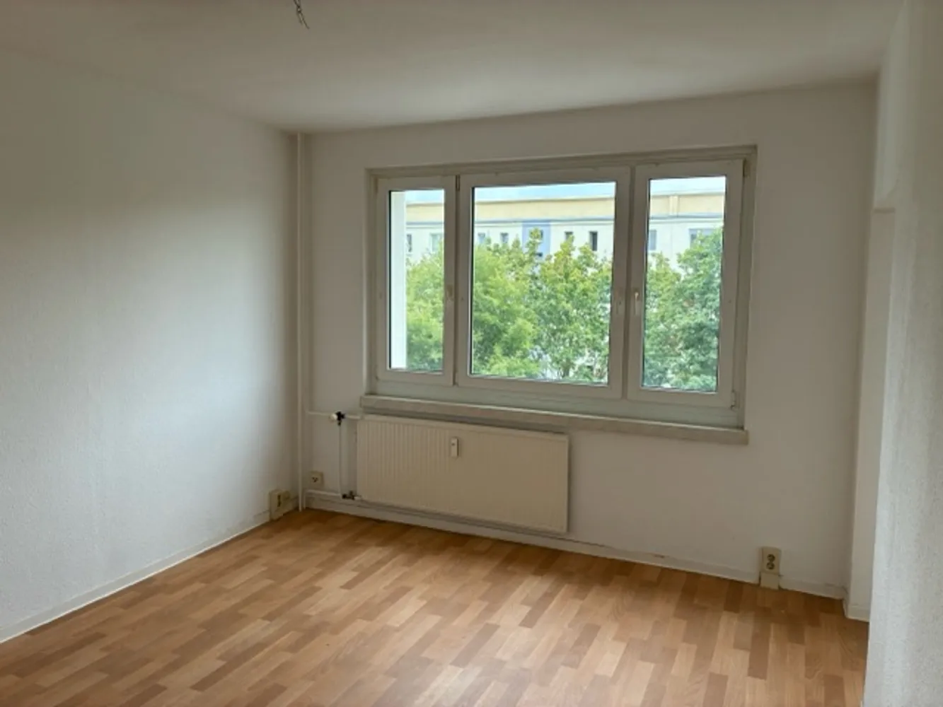 2 Zimmer Wohnung mit 42 m² in Halle (Saale) – Bild 3
