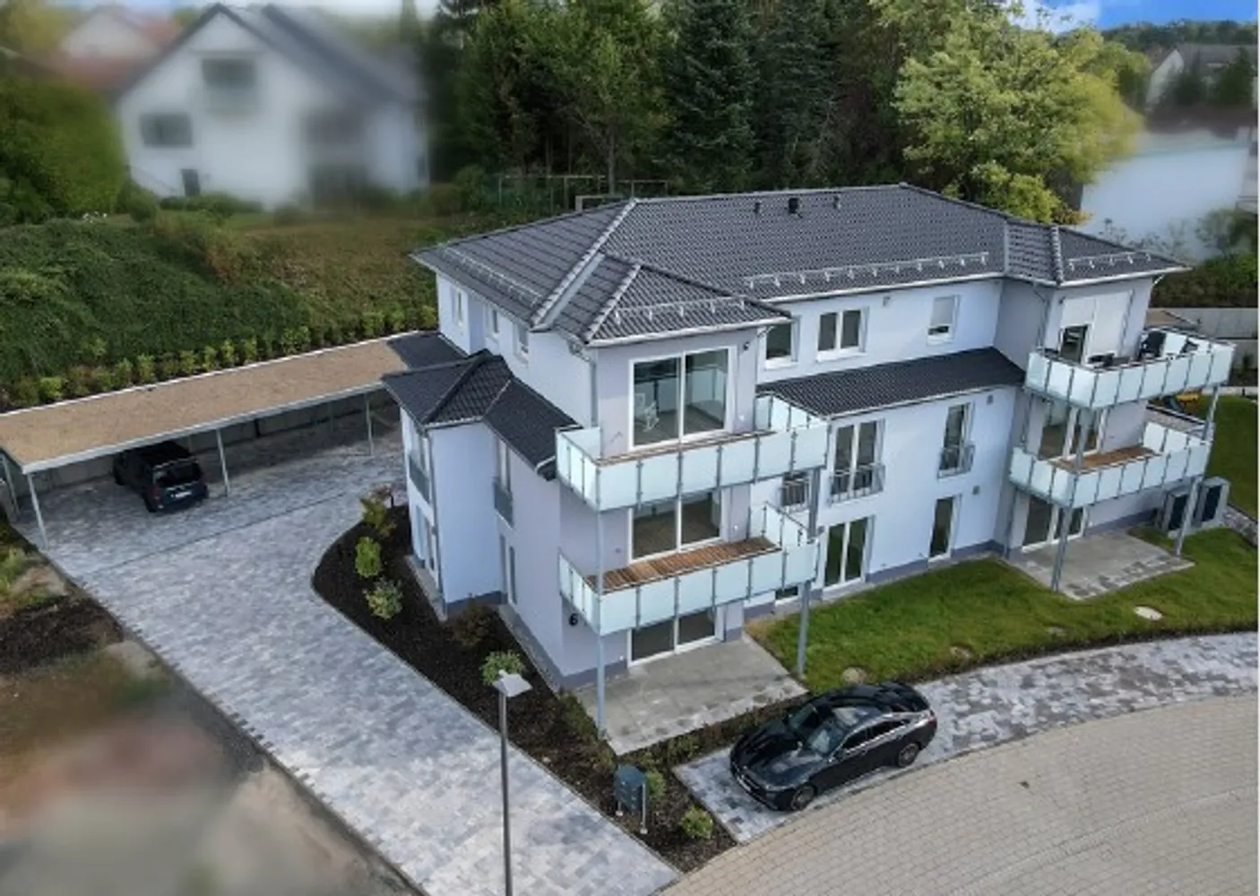 4 Zimmer Wohnung mit 119 m² in Homburg – Bild 1