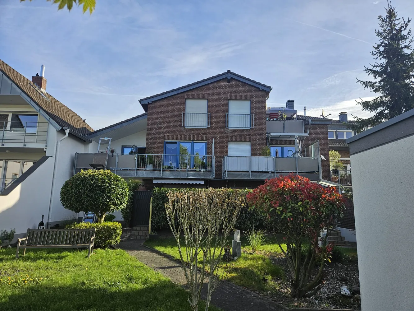 3 room apartment with 72 m² in Leverkusen – Photo 1