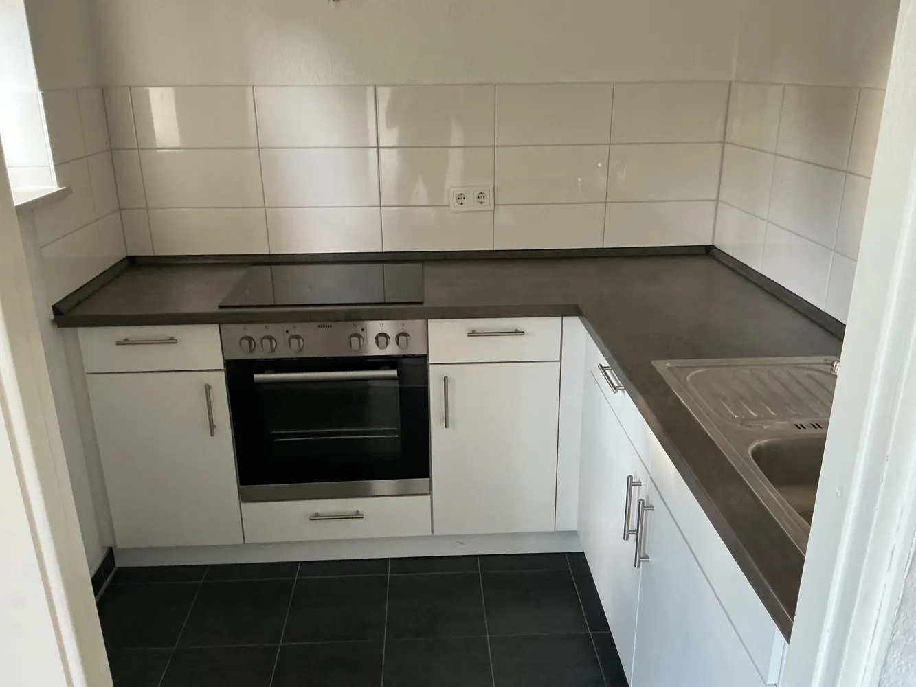2 Zimmer Wohnung mit 42 m² in Kiel – Bild 2