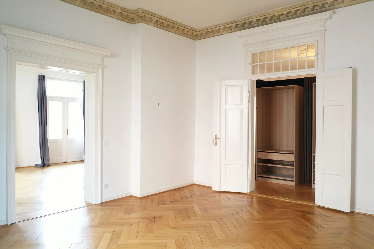 5 room apartment with 225 m² in Munich – Photo 4