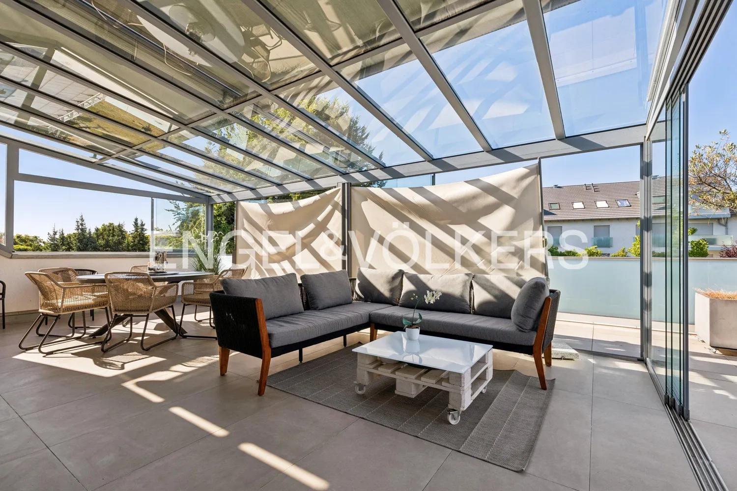 4 Zimmer Wohnung mit 233 m² in Pulheim – Bild 2