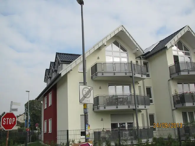 4 Zimmer Wohnung mit 98 m² in Köln – Bild 1