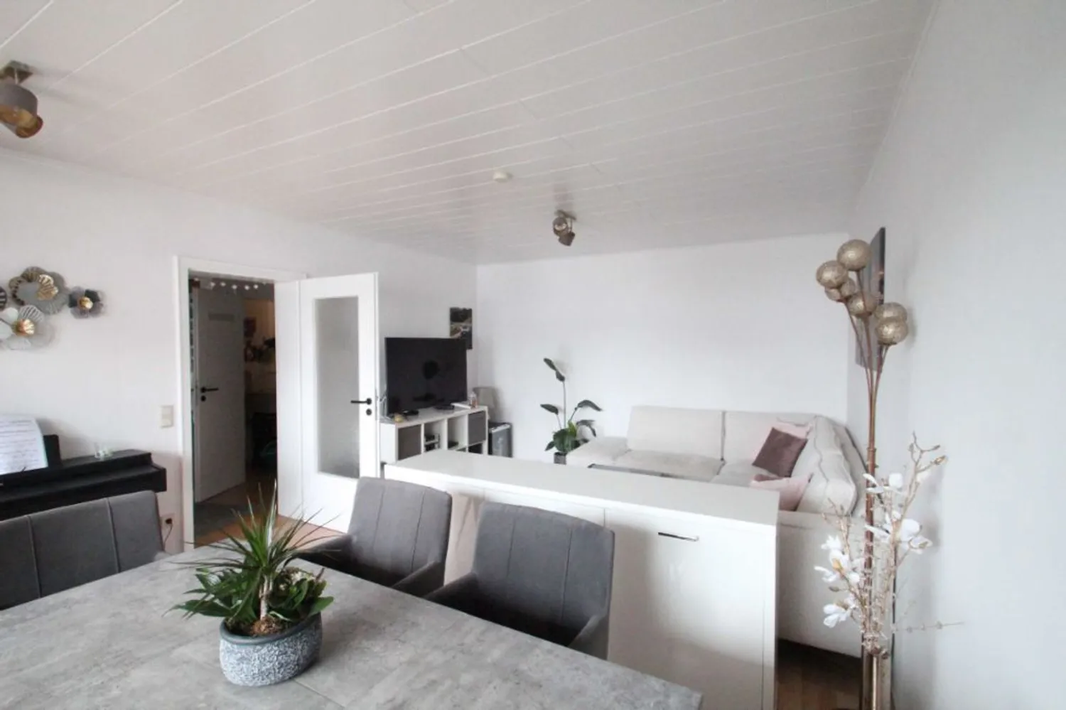 3 Zimmer Wohnung mit 79 m² in Sankt Augustin – Bild 2