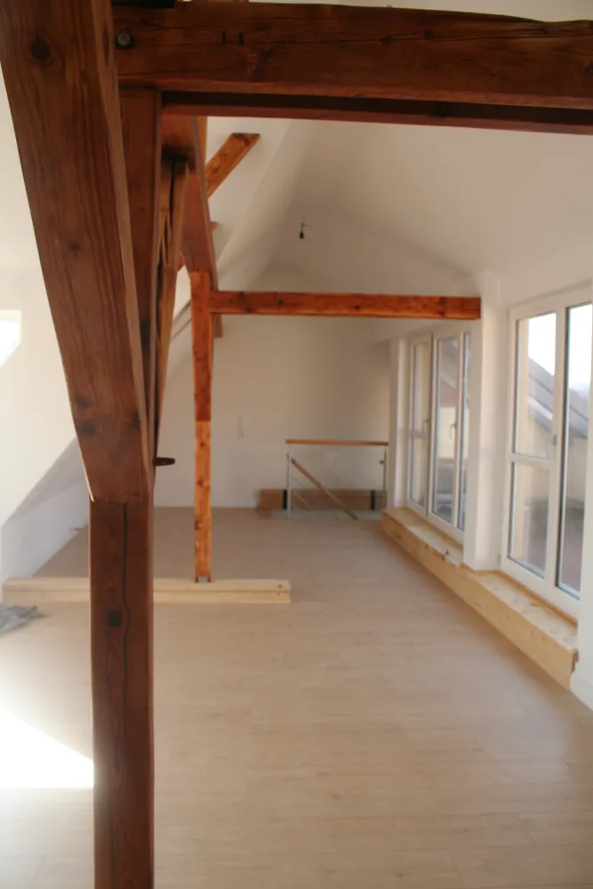 4 Zimmer Wohnung mit 120 m² in Hannover – Bild 2
