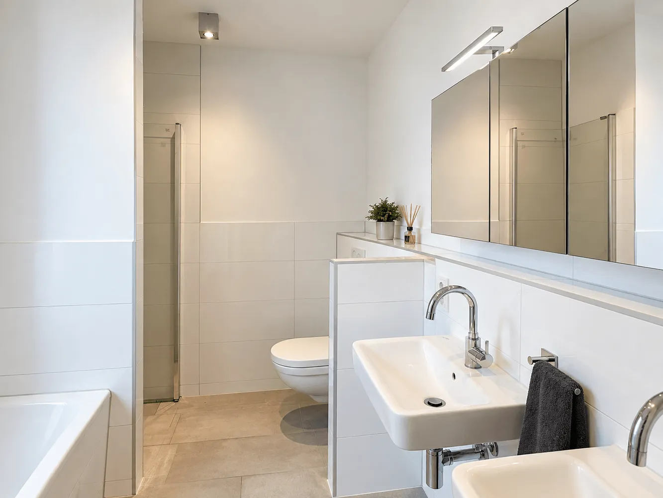 5 Zimmer Haus mit 225 m² in Berlin – Bild 4