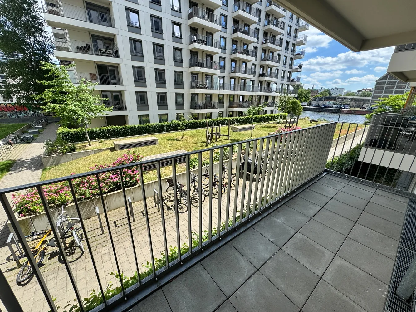 2 room apartment with 61 m² in Berlin – Photo 4