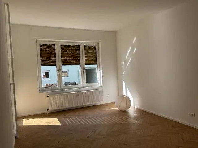 4 Zimmer Wohnung mit 120 m² in Darmstadt – Bild 2