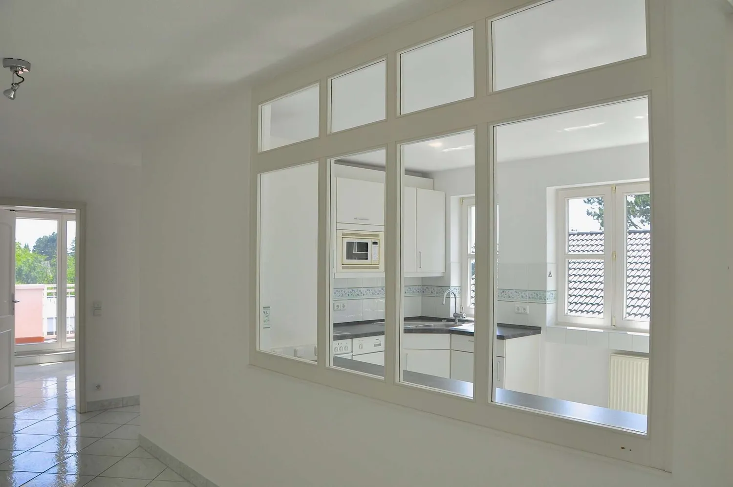3 room apartment with 120 m² in Frankfurt am Main – Photo 3
