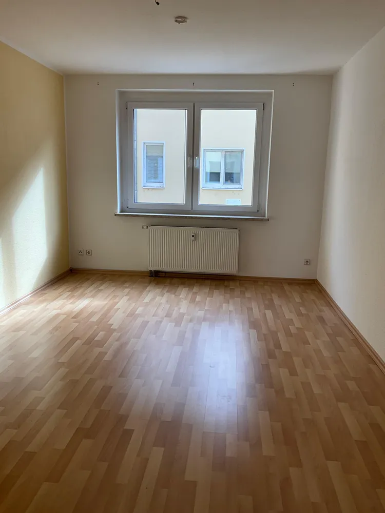 3 Zimmer Wohnung mit 86 m² in Merseburg – Bild 2